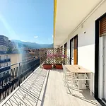 Wh - Un Posto Al Sole - Attico Monolocale Con Parcheggio Gratuito - 5 Minuti Dal Centro - Wifi Sanremo