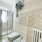 Wh - Un Posto Al Sole - Attico Monolocale Con Parcheggio Gratuito - 5 Minuti Dal Centro - Wifi *