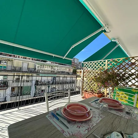 Wh - Un Posto Al Sole - Attico Monolocale Con Parcheggio Gratuito - Con Grande Terrazza-a 5 Minuti Dal Centro - Wifi Апартаменты Санремо