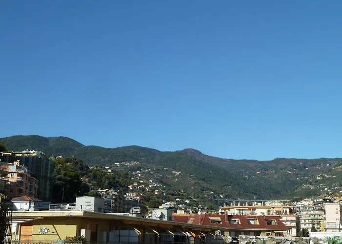 Wh - Un Posto Al Sole - Attico Monolocale Con Parcheggio Gratuito - 5 Minuti Dal Centro - Wifi *