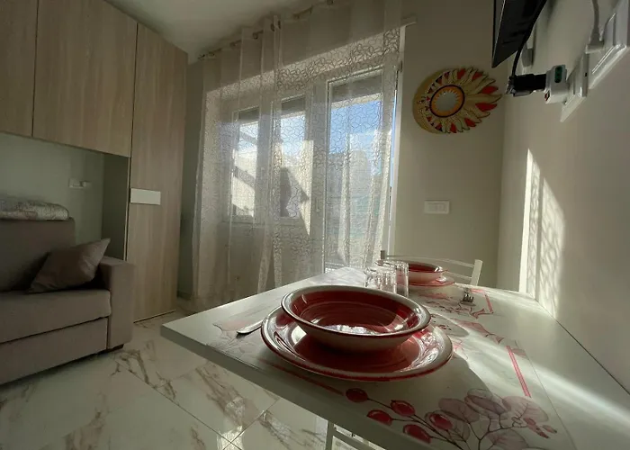 Apartmán Wh - Un Posto Al Sole - Attico Monolocale Con Parcheggio Gratuito - 5 Minuti Dal Centro - Wifi *